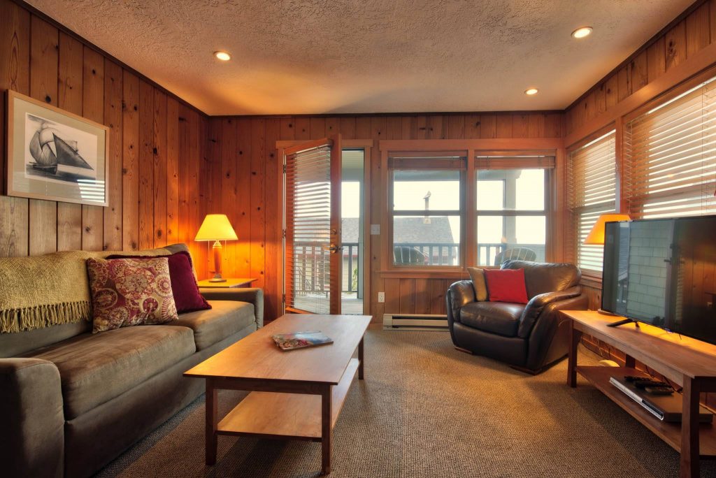 Ocean Inn at Manzanita room four