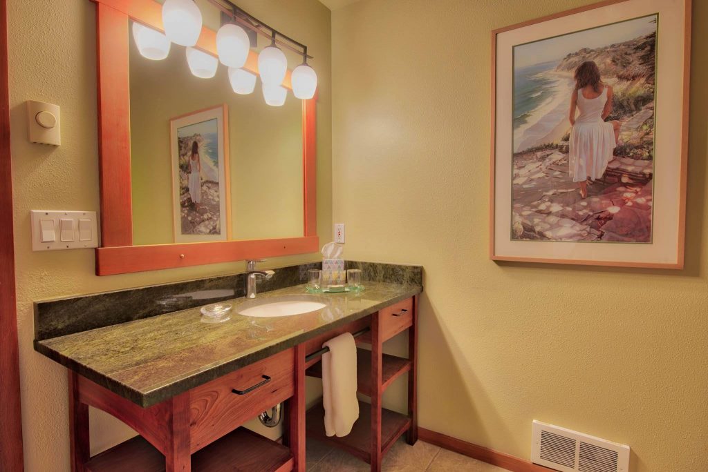 Ocean Inn at Manzanita room nine vanity
